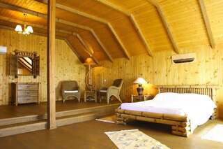 Курортные отели Green Village Resort Сфынту-Георге Двухместный номер с 1 кроватью ‒ Зона 1-2